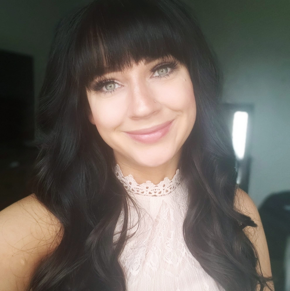 Meet your Posher, Savannah